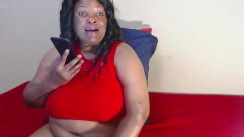 Snapshot of ivorytits48 chatting on April 2026 07:15:02 AM IVORYTITS48 online show from April 2026 07:15:02 AM