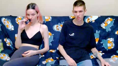 Ivy and Lester online show from November 2025 06:02:02 AM