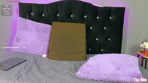 Ivy Heat online show from May 2026 02:08:02 AM