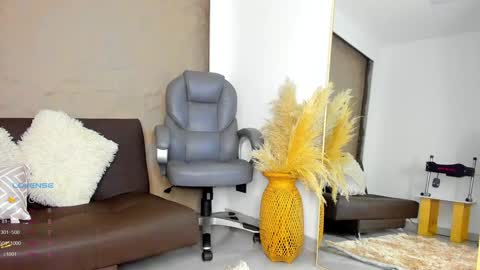 Snapshot of ivy_li chatting on December 2024 12:12:02 PM Daniela online show from December 2024 12:12:02 PM