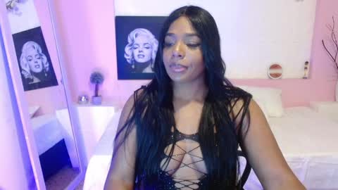 i v y  b l i s s online show from April 2026 09:20:02 PM