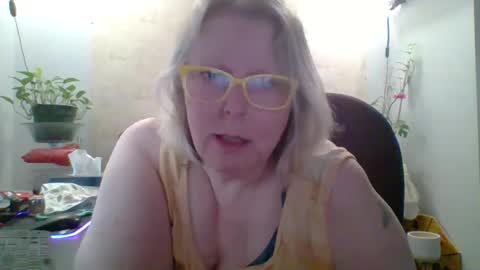 Snapshot of ivyjane3522 chatting on May 2026 02:23:01 PM ivyjane3522 online show from May 2026 02:23:01 PM