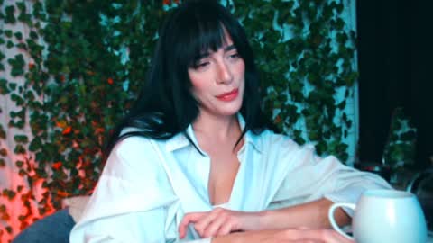 Snapshot of ivyjonson chatting on December 2024 12:55:02 PM Miss Ivy online show from December 2024 12:55:02 PM