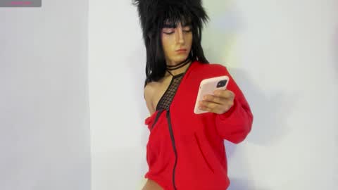 ivymilleer online show from December 2025 02:23:02 PM