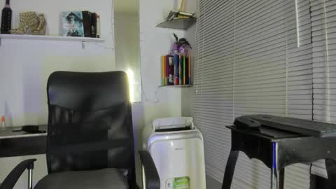 ivymilleer online show from February 2026 12:53:02 PM