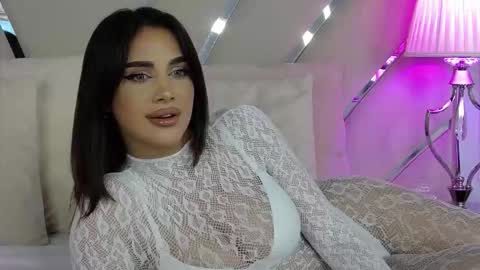 Ivy online show from March 2026 07:33:01 PM