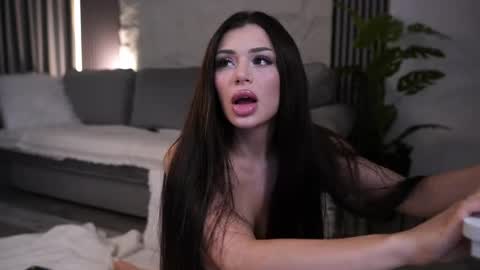 Ivy Belle online show from May 2026 05:05:02 AM