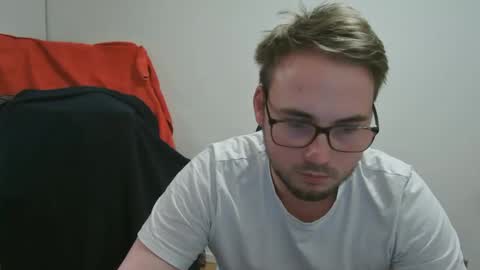 iwantfucknow online show from December 2025 02:32:02 PM