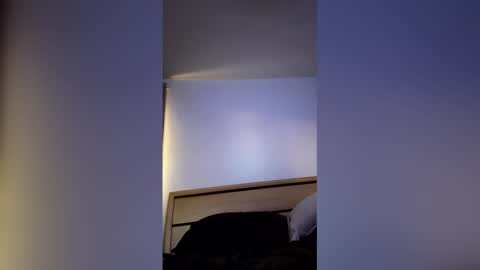 iwantu1230 online show from March 2026 10:43:02 AM