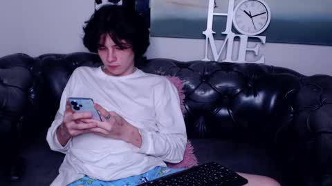 Maxim online show from February 2025 10:11:01 PM