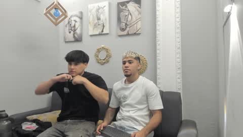 izaack online show from February 2025 12:26:02 PM