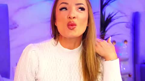 izabelle_02 online show from December 2025 06:21:02 AM