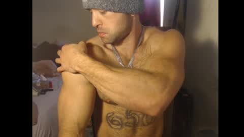 izak144 online show from February 2026 11:22:01 PM