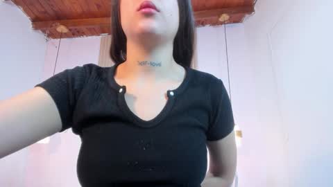 Snapshot of izelevans chatting on March 2026 11:38:02 AM izelevans online show from March 2026 11:38:02 AM