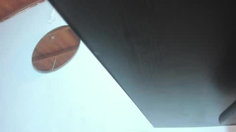 Snapshot of izelevans chatting on April 2026 10:30:01 AM izelevans online show from April 2026 10:30:01 AM