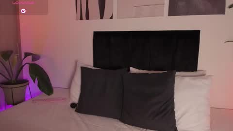 Izzy vega  online show from February 2026 01:22:02 AM