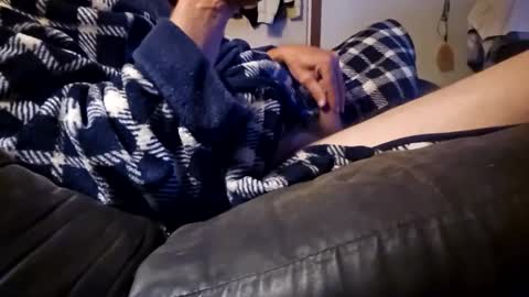 Snapshot of j1025402 chatting on November 2025 11:45:01 AM j1025402 online show from November 2025 11:45:01 AM