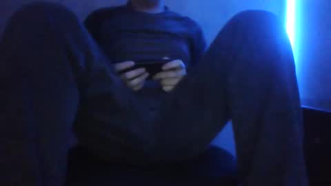 Snapshot of j24781043 chatting on October 2025 07:03:01 PM ShyAlexX online show from October 2025 07:03:01 PM