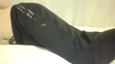 Snapshot of j24781043 chatting on December 2025 04:40:01 AM ShyAlexX online show from December 2025 04:40:01 AM