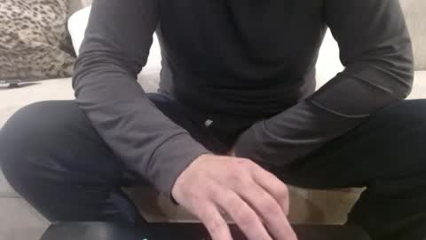 Snapshot of j335129 chatting on December 2025 01:59:02 PM James online show from December 2025 01:59:02 PM