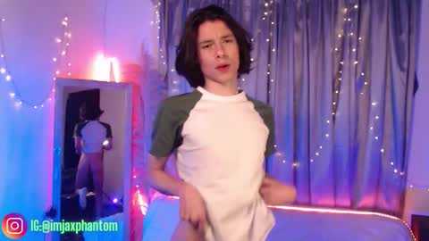 Hey im Jaxxxon check my info     online show from September 2025 06:05:02 AM