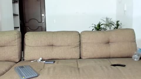 Snapshot of j_calix chatting on January 2025 11:44:02 PM Calix Independient model Insta and twt Calixsnake online show from January 2025 11:44:02 PM