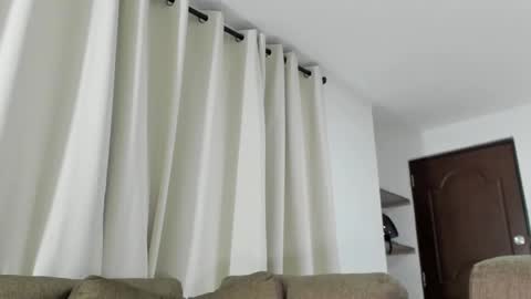 Snapshot of j_calix chatting on February 2025 05:37:01 AM Calix Independient model Insta and twt Calixsnake online show from February 2025 05:37:01 AM