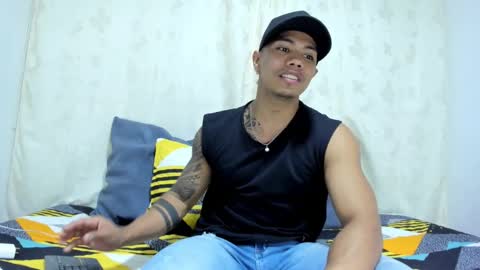 Snapshot of j_musiry chatting on December 2024 05:51:01 AM i am juan musiry independent model online show from December 2024 05:51:01 AM