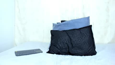 Snapshot of j_musiry chatting on February 2025 08:07:02 AM i am juan musiry independent model online show from February 2025 08:07:02 AM