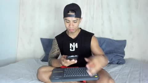 Snapshot of j_musiry chatting on February 2025 06:24:02 AM i am juan musiry independent model online show from February 2025 06:24:02 AM