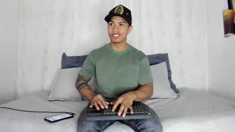 Snapshot of j_musiry chatting on February 2025 10:07:02 AM i am juan musiry independent model online show from February 2025 10:07:02 AM