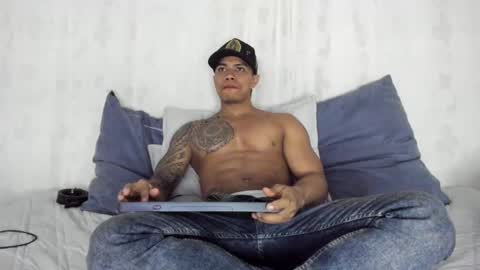 Snapshot of j_musiry chatting on February 2025 01:11:02 PM i am juan musiry independent model online show from February 2025 01:11:02 PM