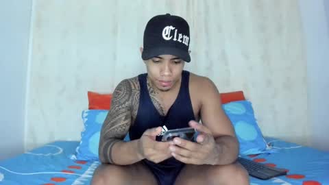 Snapshot of j_musiry chatting on February 2025 01:44:02 AM i am juan musiry independent model online show from February 2025 01:44:02 AM