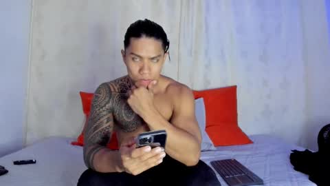 Snapshot of j_musiry chatting on March 2025 08:11:01 AM i am juan musiry independent model online show from March 2025 08:11:01 AM