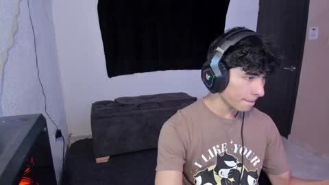 Noah online show from December 2024 03:12:01 PM