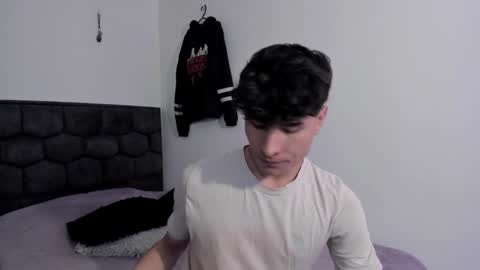 Noah online show from December 2024 04:10:01 PM