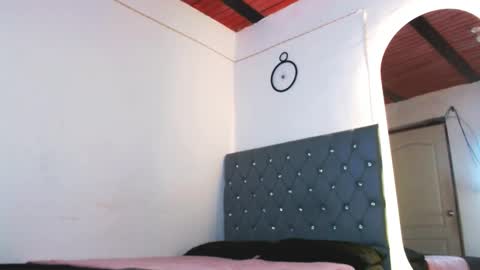 jaacob  online show from November 2025 02:06:01 PM