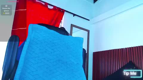   online show from February 2025 06:08:02 PM