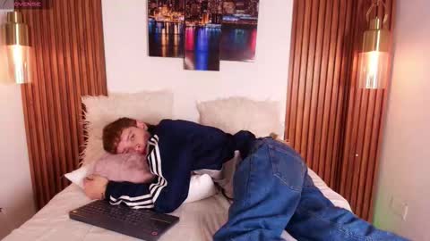 Snapshot of jack_frosst_ chatting on November 2025 12:26:01 PM JACK online show from November 2025 12:26:01 PM