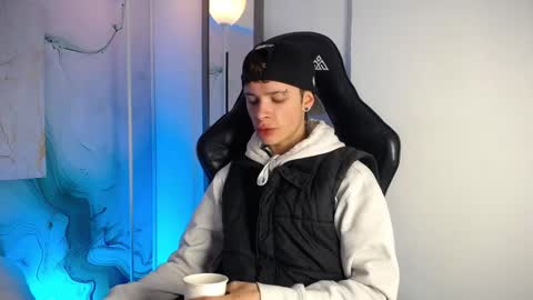 Snapshot of jack_frosst_ chatting on March 2026 12:32:01 PM JACK online show from March 2026 12:32:01 PM