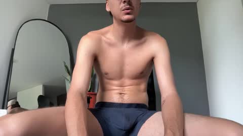 INDEPENDENT MODEL online show from October 2025 02:35:02 PM