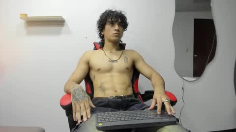 Snapshot of jackestaylor chatting on October 2025 05:07:01 AM Jackes Taylor online show from October 2025 05:07:01 AM