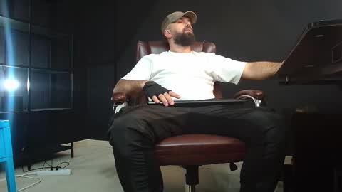 Snapshot of jackethann chatting on December 2024 06:53:02 AM JackEthan online show from December 2024 06:53:02 AM