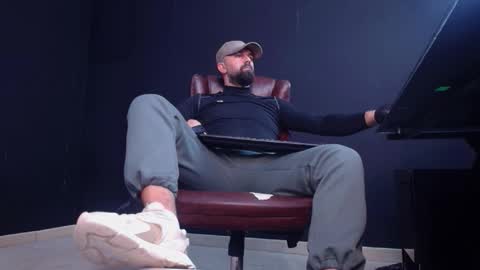 Snapshot of jackethann chatting on October 2025 06:05:02 AM JackEthan online show from October 2025 06:05:02 AM