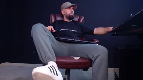 Snapshot of jackethann chatting on October 2025 04:31:01 AM JackEthan online show from October 2025 04:31:01 AM