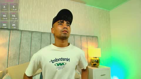 Jacobo online show from December 2025 07:08:02 PM