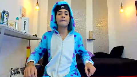 jacob_blackwell online show from November 2025 07:34:02 PM