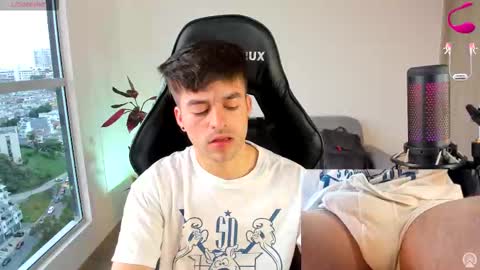 Snapshot of jacob_ferrer chatting on February 2026 05:27:01 PM JACOB FERRER online show from February 2026 05:27:01 PM