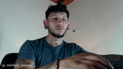 Michael Caicedo online show from May 2026 03:01:01 AM