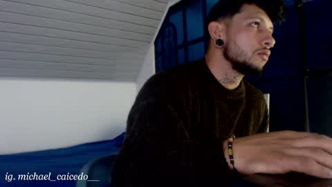 Michael Caicedo online show from May 2026 02:30:01 AM
